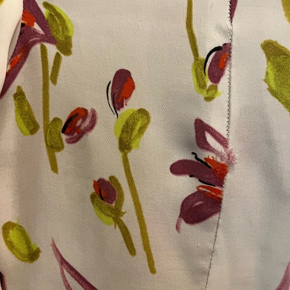 Zara basic, blouse size XS. White with flowered pattern. - Picture 3 of 5